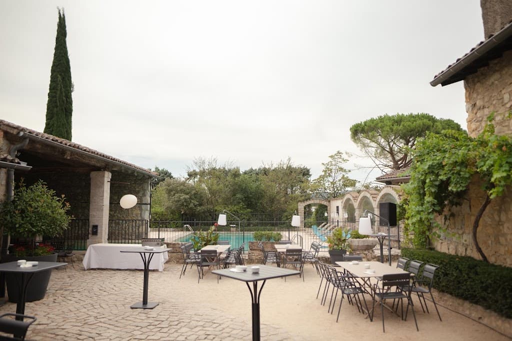 Le Domaine De Chanteperdrix