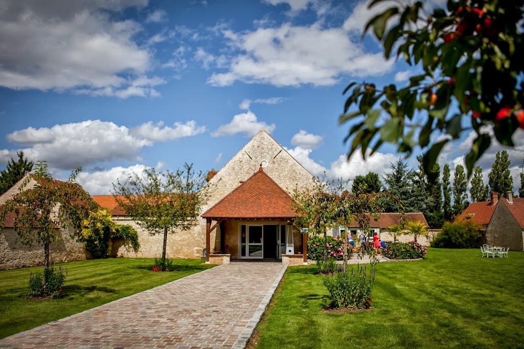 Domaine De La Vallée Aux Pages