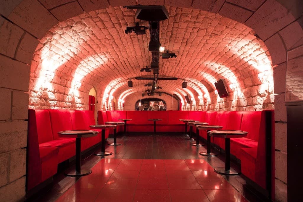 Le Privé (Location de salle Paris, Anniversaire 30 ans, 40 ans, 50 ans, Soirée d'entreprise
